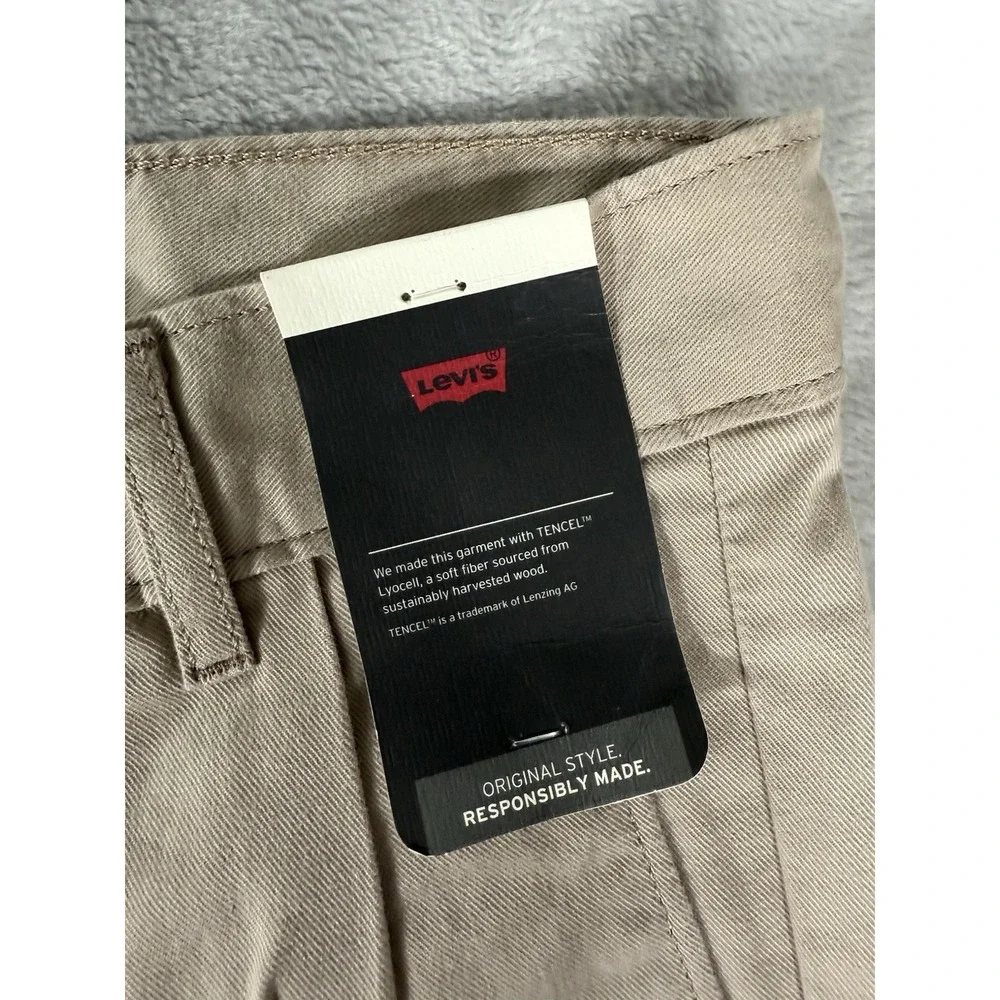Levi's Premium Pants Men's 25x30 Tan Chino‎ NWT